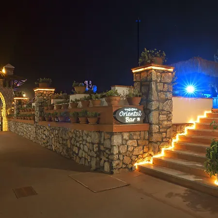 Üdülőközpont Marti Deluxe