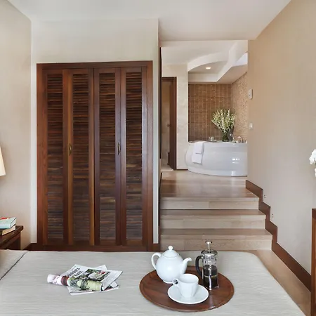 Marti Deluxe Θέρετρο Μαρμαρίς