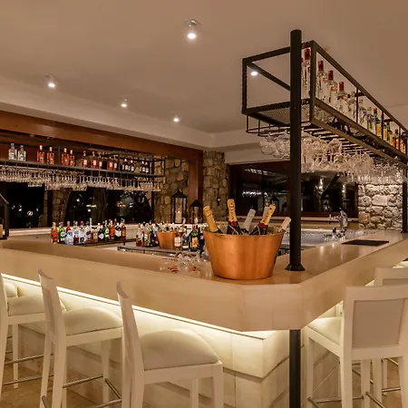 Marti Deluxe Курортный комплекс 5*