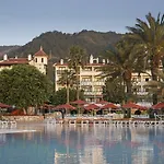 Resort Marti Deluxe 5*