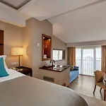 Marti Deluxe Resort